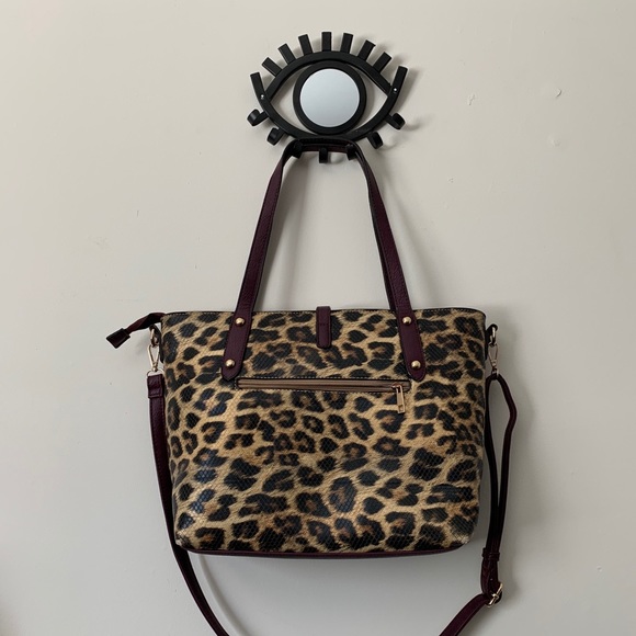 Leopard Maroon Tote - Picture 5 of 12
